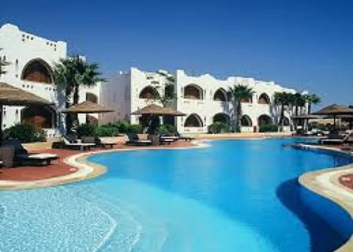 Coral Bay Prestige Apartment *